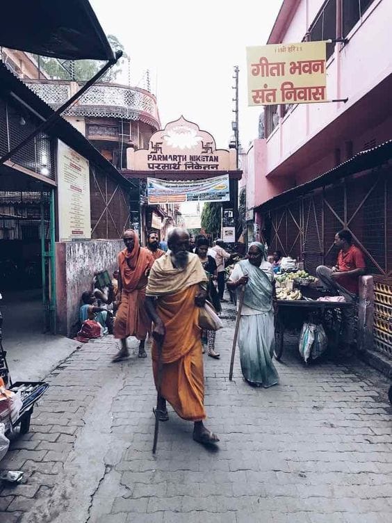 The Conman of Rishikesh